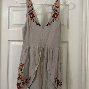 Lush Grey Romper with Colorful Floral Embroidery